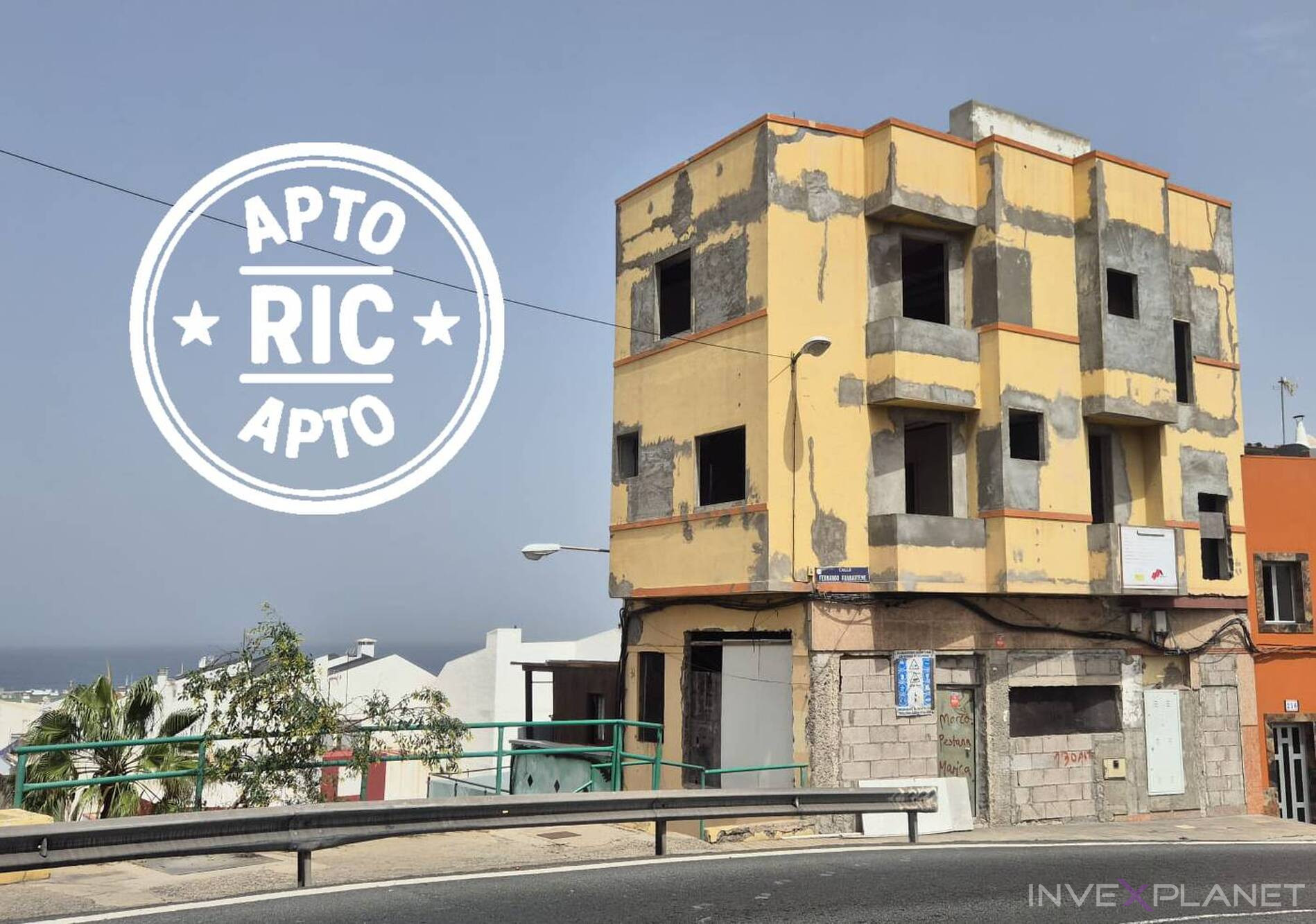 Edificio de cuatro plantas APTO PARA RIC